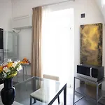 Maison Bleu Luxury Sul Porto Di טרני