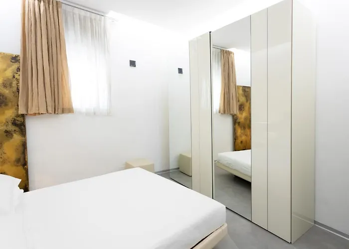 Maison Bleu Luxury Sul Porto Di * Trani